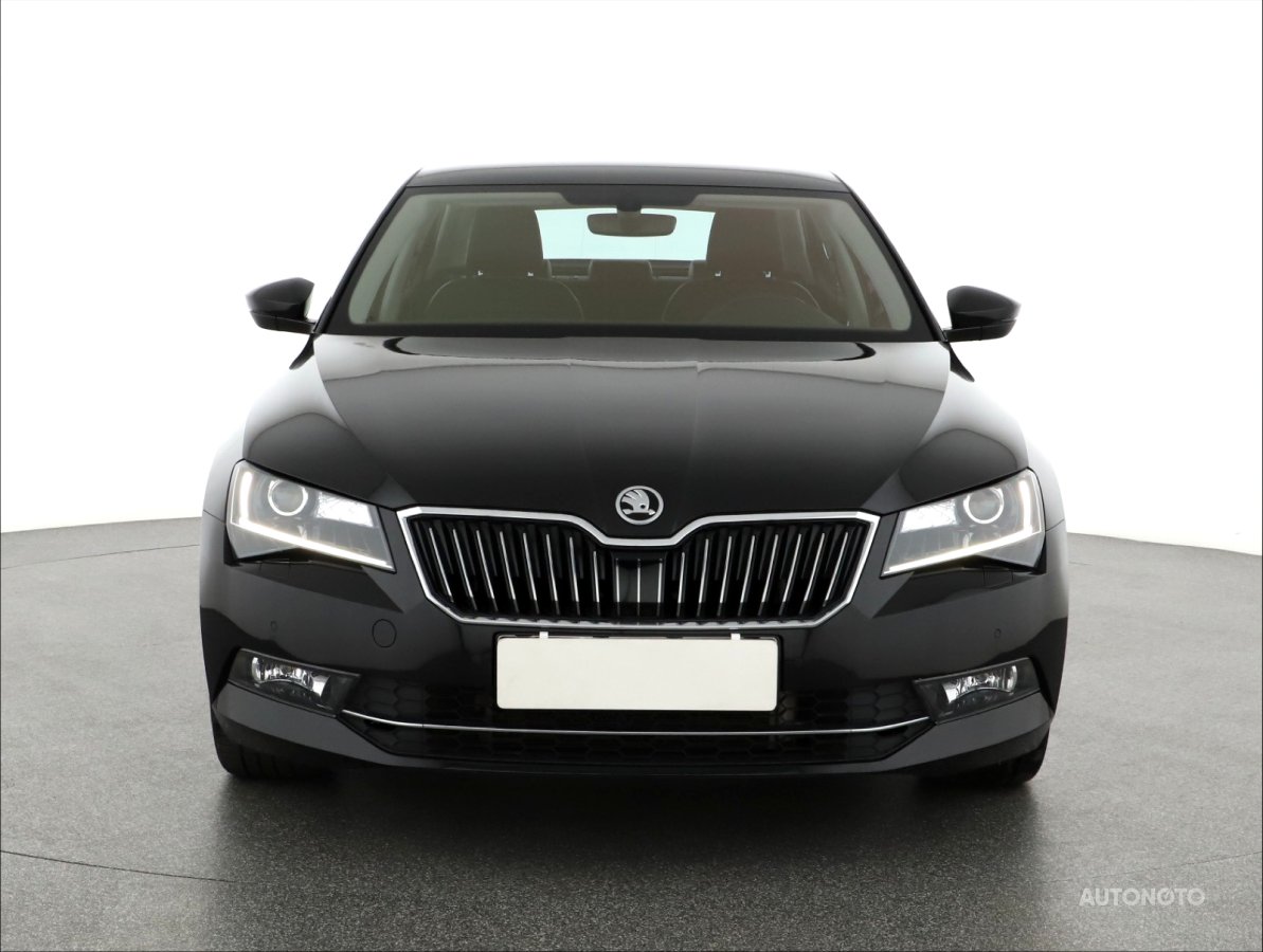 Škoda Superb, 2017 - pohled č. 2