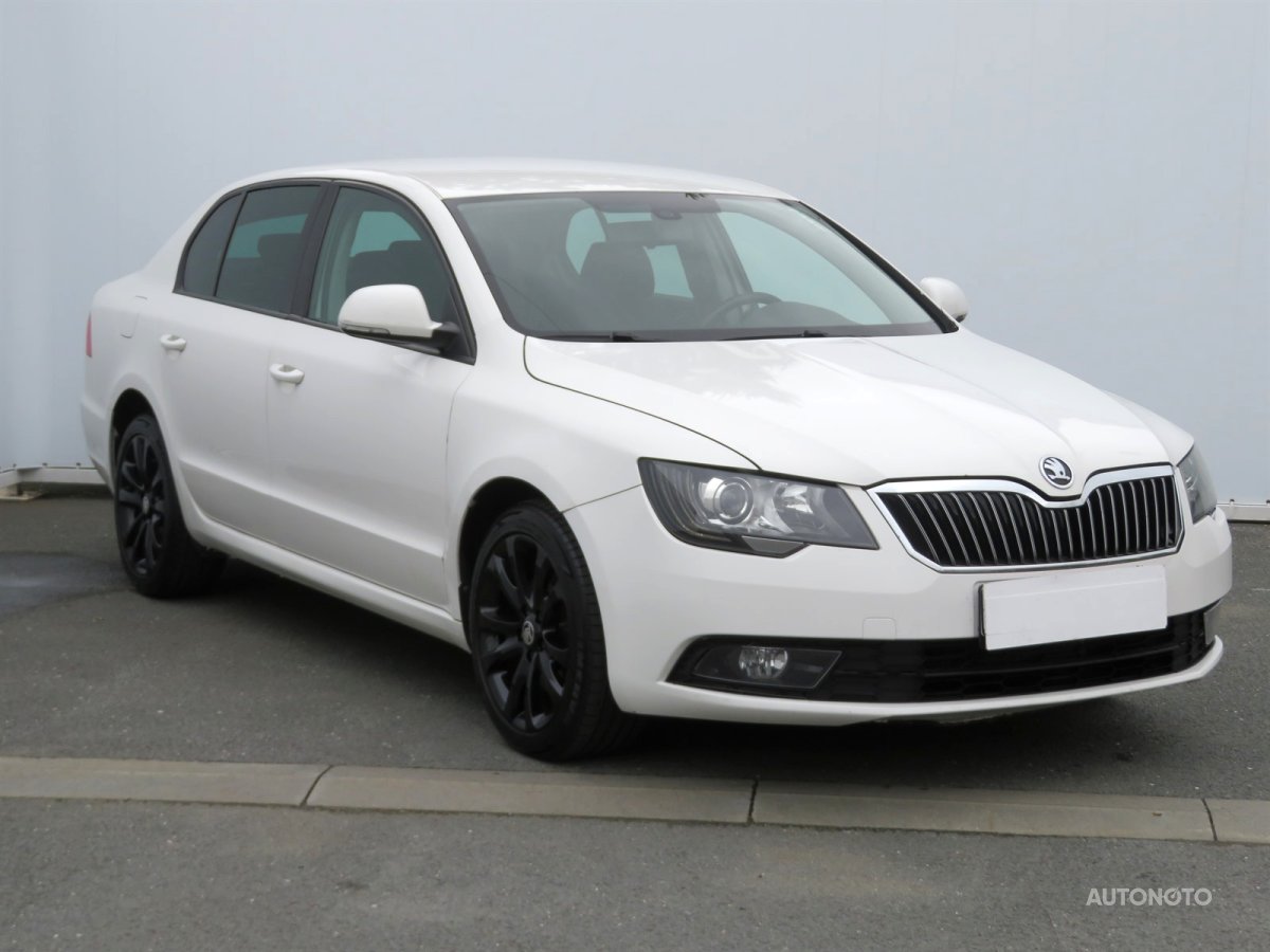 Škoda Superb, 2014 - celkový pohled