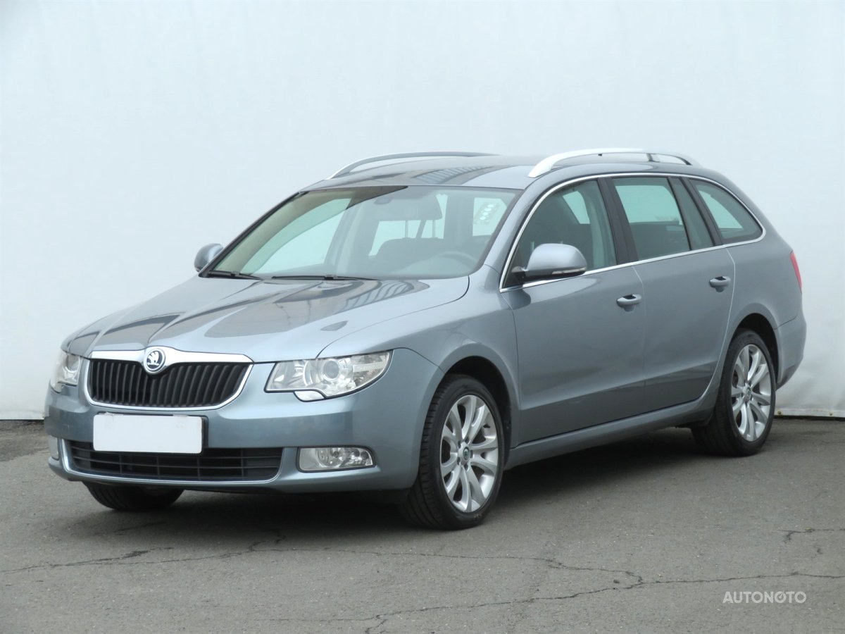 Škoda Superb, 2010 - pohled č. 3