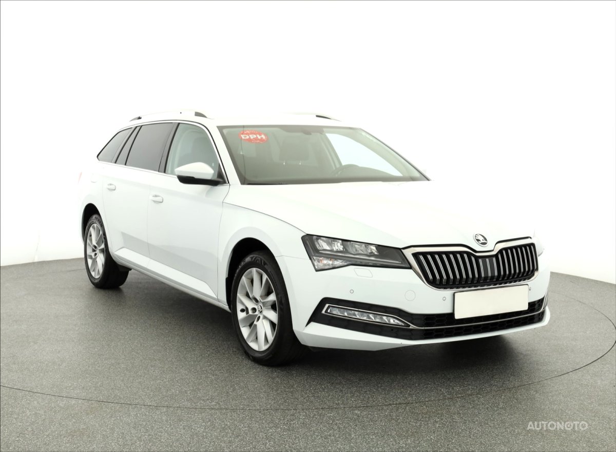 Škoda Superb, 2020 - celkový pohled