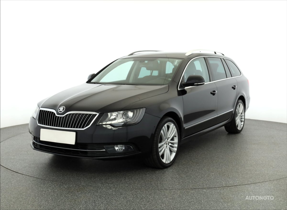 Škoda Superb, 2014 - pohled č. 3