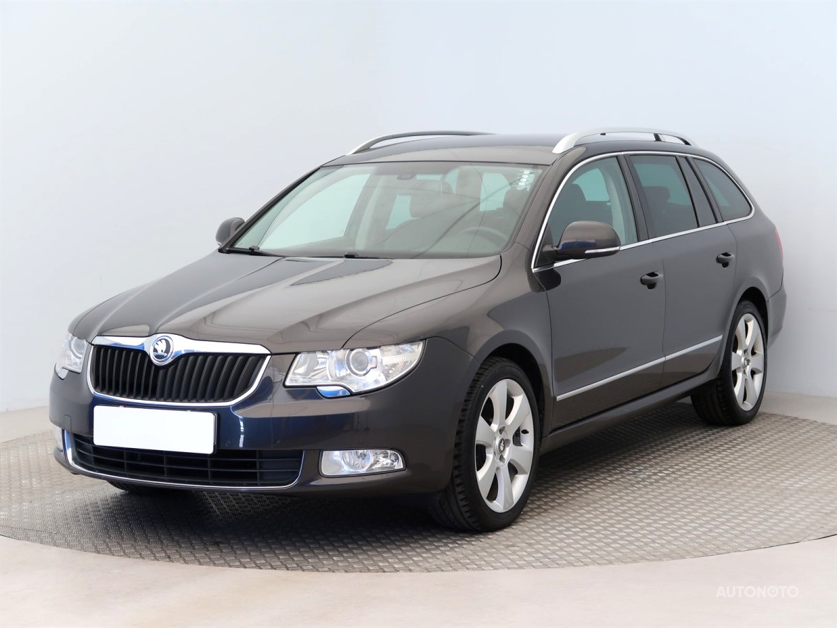 Škoda Superb, 2010 - pohled č. 3