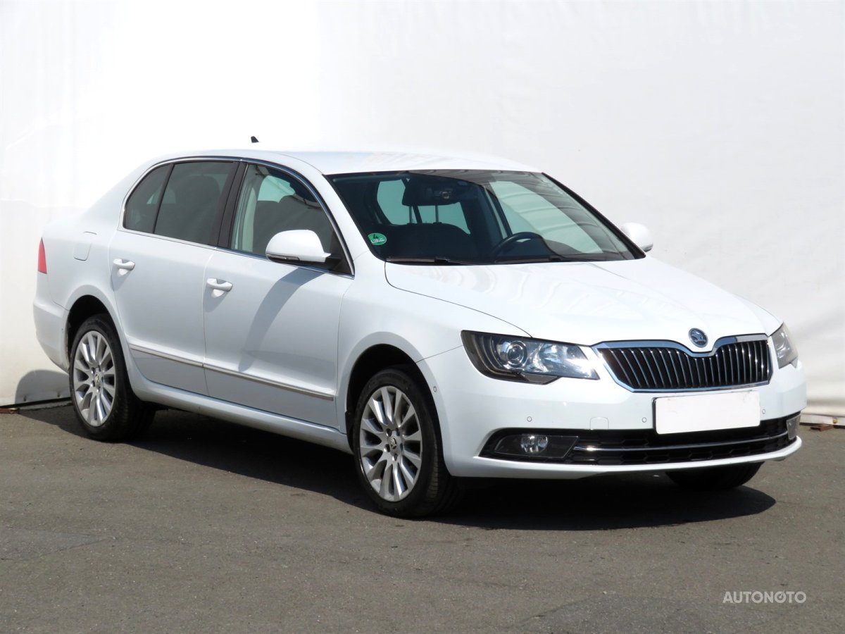Škoda Superb, 2014 - celkový pohled