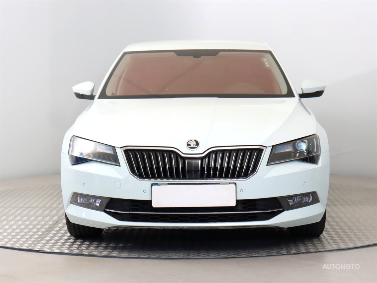 Škoda Superb, 2017 - pohled č. 2