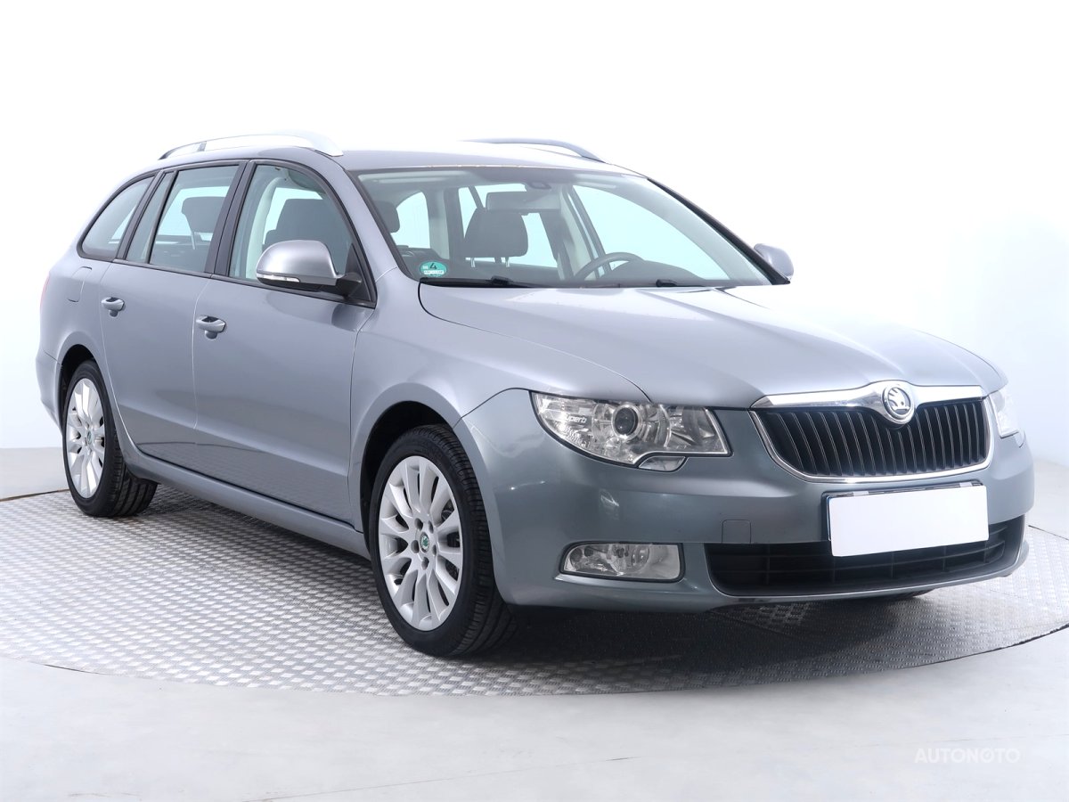 Škoda Superb, 2010 - celkový pohled