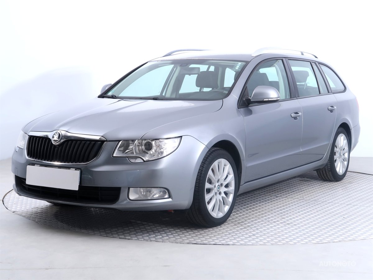 Škoda Superb, 2010 - pohled č. 3