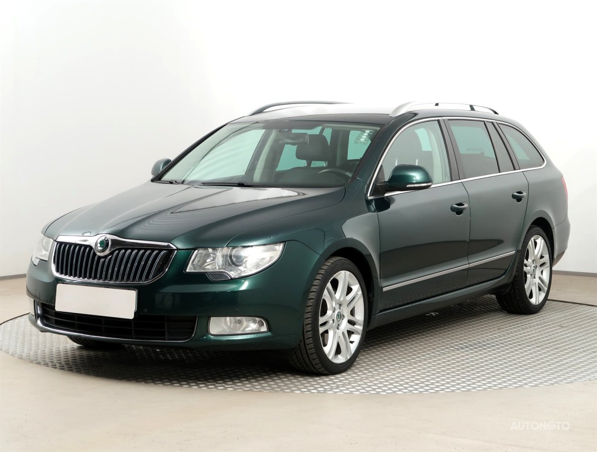 Škoda Superb, 2010 - pohled č. 3