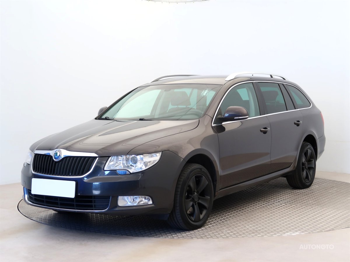 Škoda Superb, 2010 - pohled č. 3