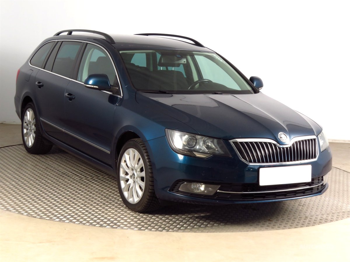 Škoda Superb, 2013 - celkový pohled