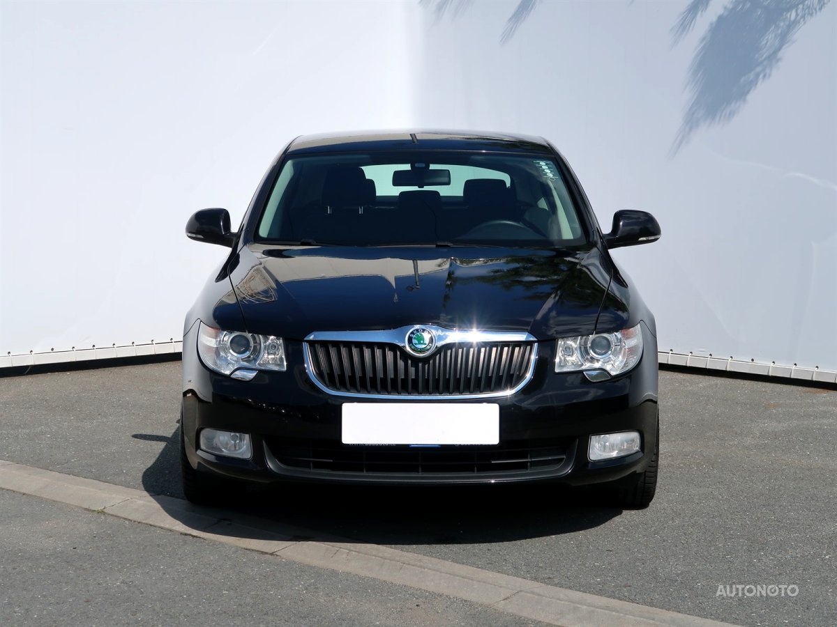 Škoda Superb, 2011 - pohled č. 2