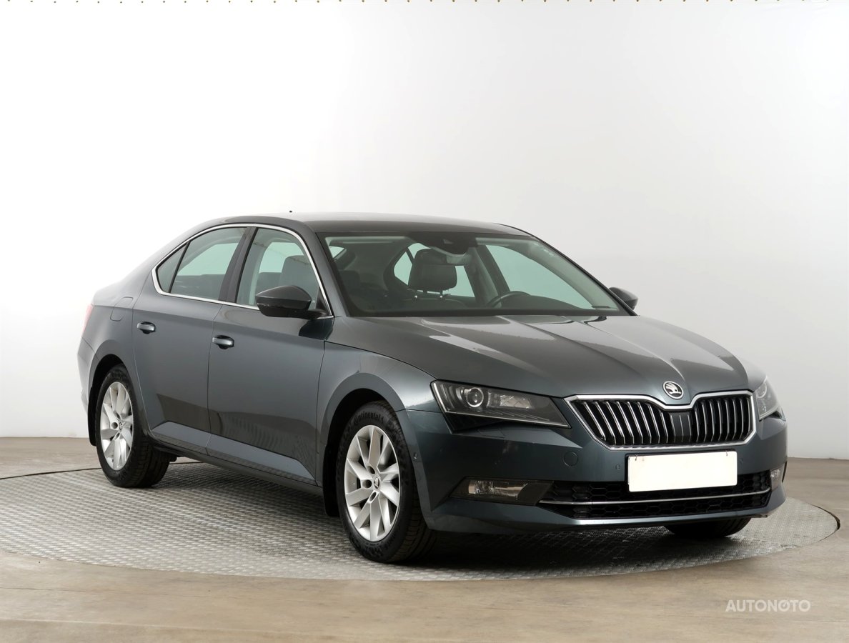 Škoda Superb, 2018 - celkový pohled