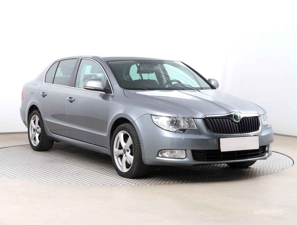 Škoda Superb, 2010 - celkový pohled