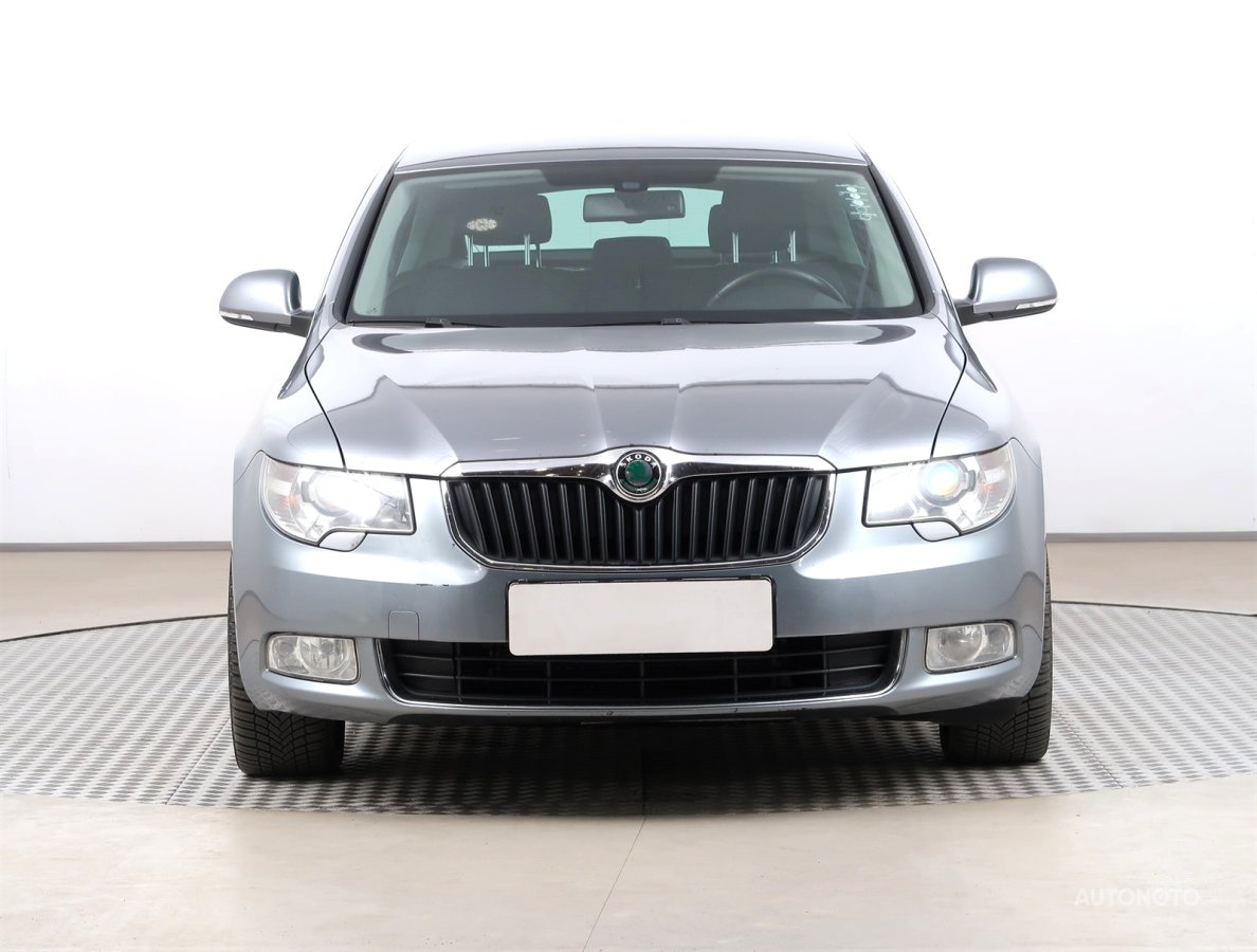 Škoda Superb, 2010 - pohled č. 2