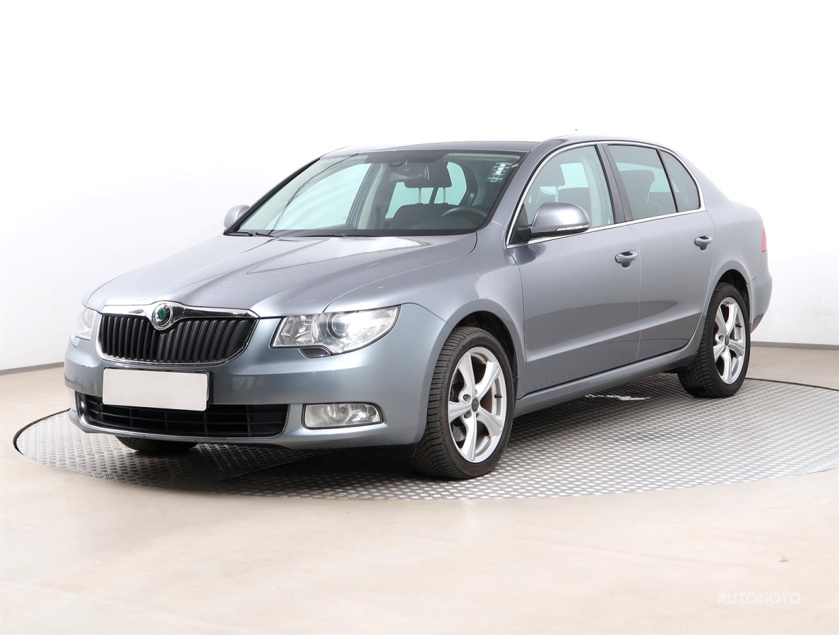 Škoda Superb, 2010 - pohled č. 3