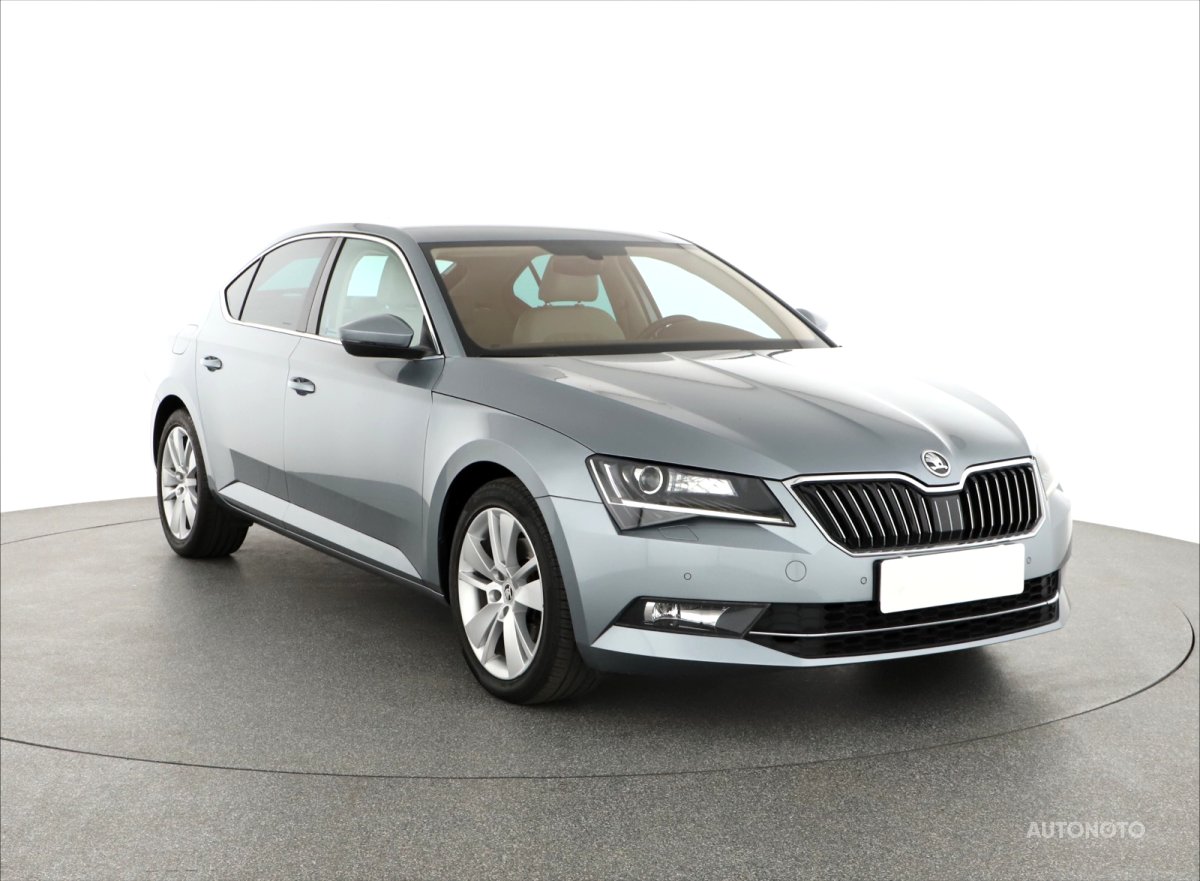 Škoda Superb, 2016 - celkový pohled