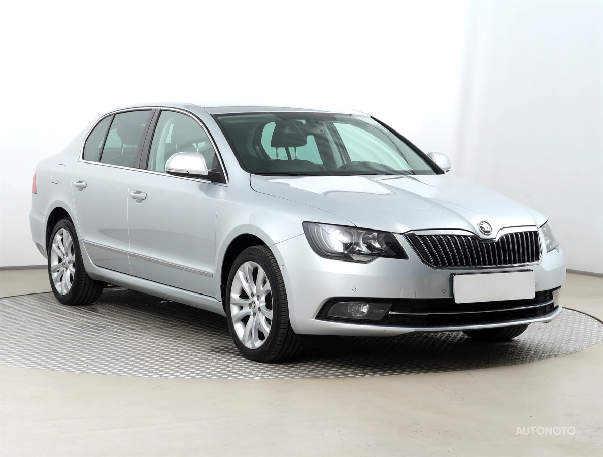 Škoda Superb, 2014 - celkový pohled