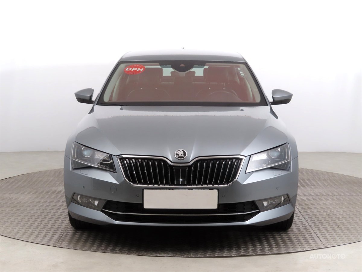 Škoda Superb, 2017 - pohled č. 2