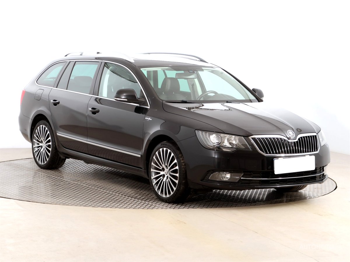 Škoda Superb, 2014 - celkový pohled