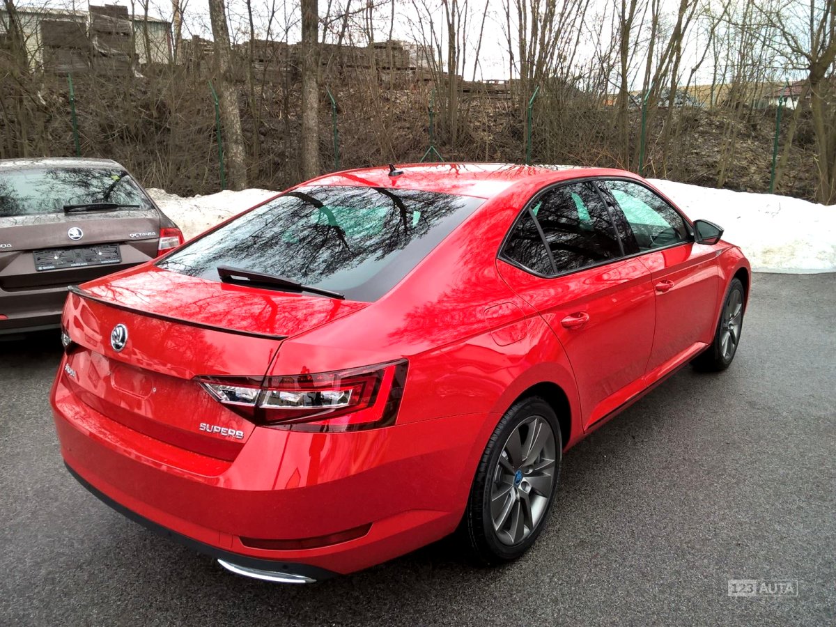Škoda Superb, 2017 - pohled č. 5