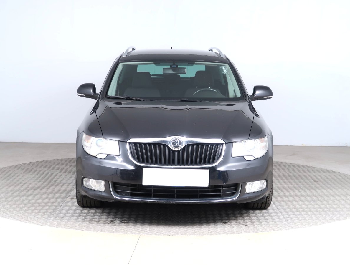 Škoda Superb, 2013 - pohled č. 2