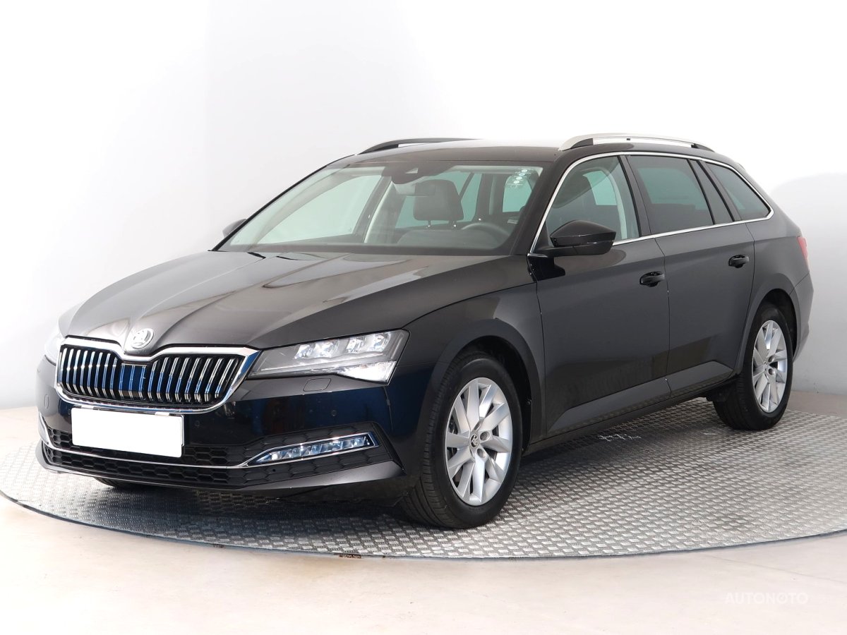 Škoda Superb, 2023 - pohled č. 3