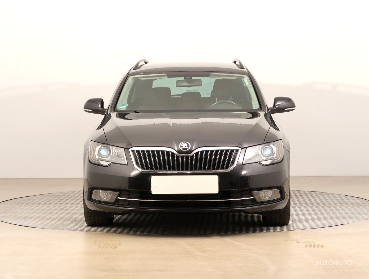 Škoda Superb, 2015 - pohled č. 2