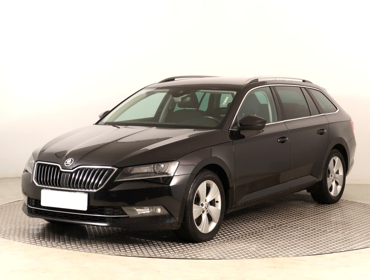 Škoda Superb, 2017 - pohled č. 3