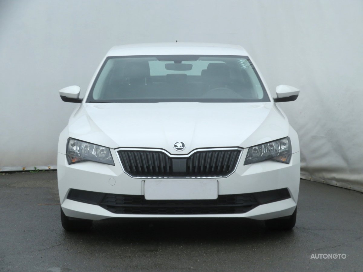 Škoda Superb, 2017 - pohled č. 2
