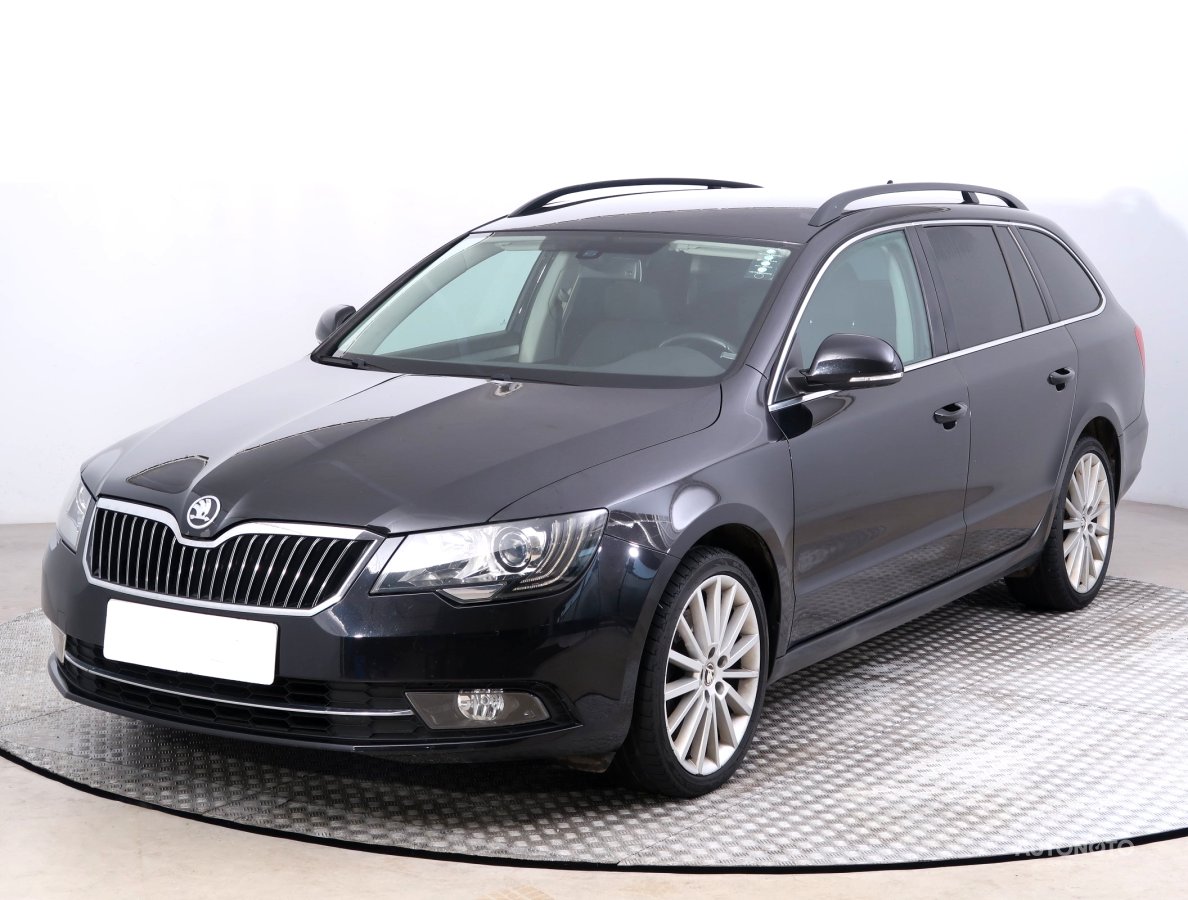 Škoda Superb, 2014 - pohled č. 3