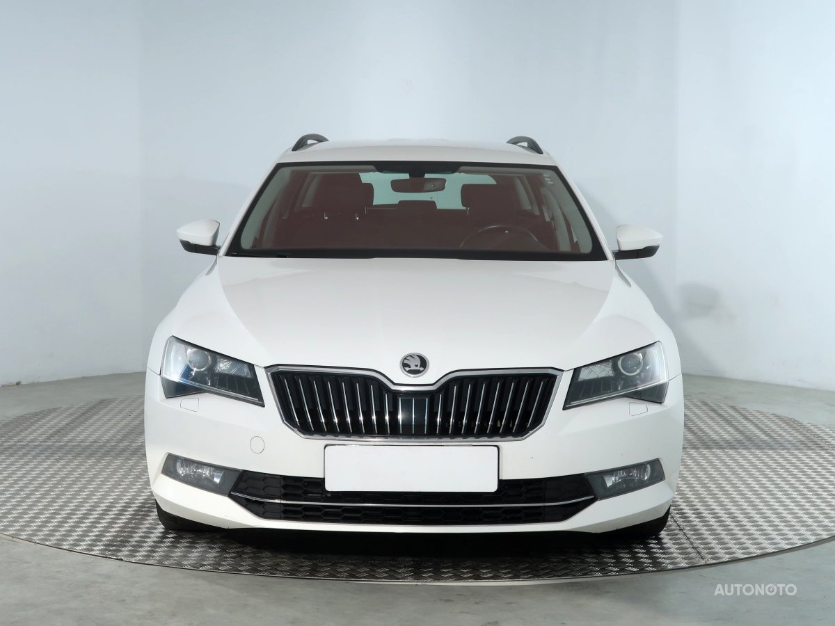 Škoda Superb, 2018 - pohled č. 2