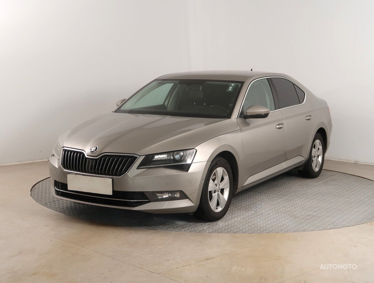 Škoda Superb, 2015 - pohled č. 3
