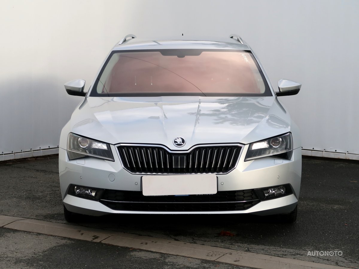 Škoda Superb, 2017 - pohled č. 2