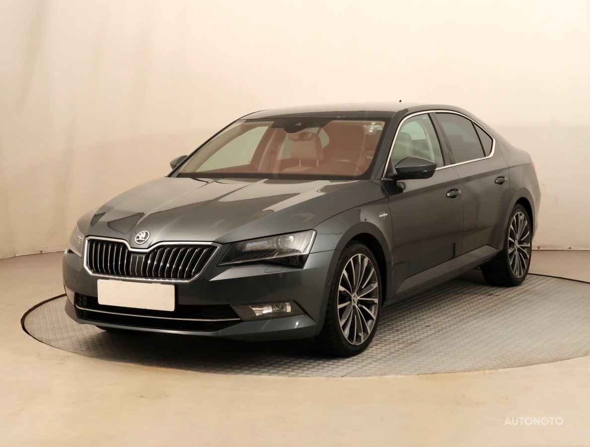 Škoda Superb, 2017 - pohled č. 3