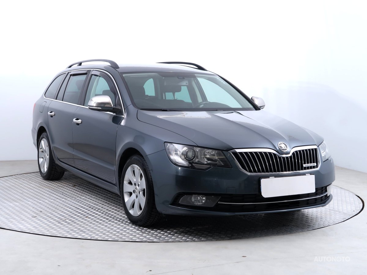 Škoda Superb, 2013 - pohled č. 1