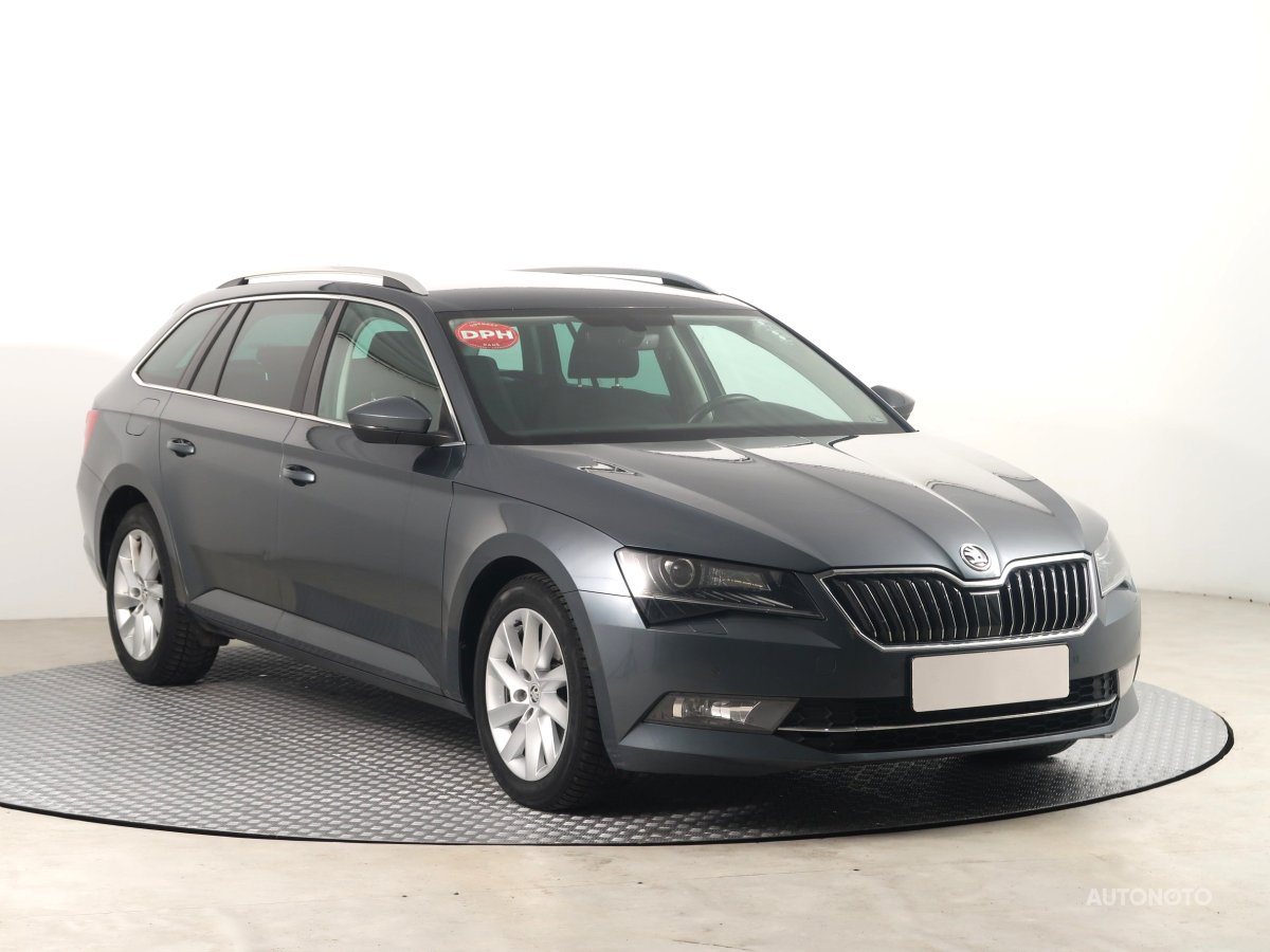 Škoda Superb, 2017 - celkový pohled