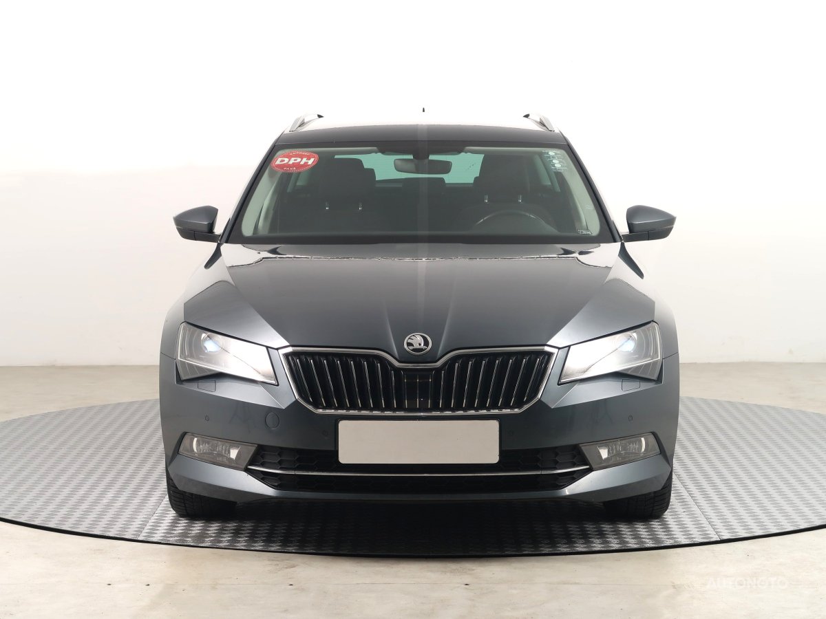 Škoda Superb, 2017 - pohled č. 2