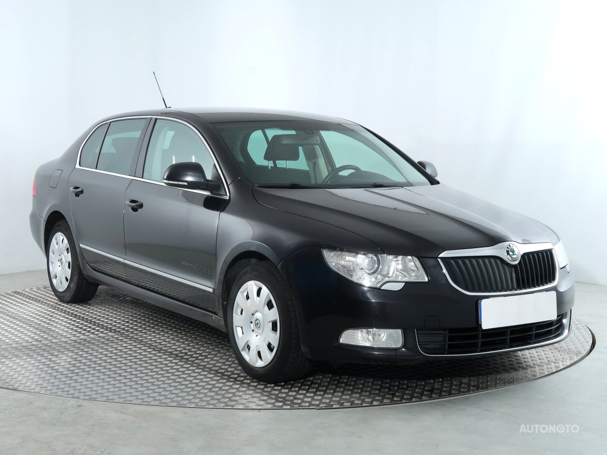 Škoda Superb, 2008 - celkový pohled