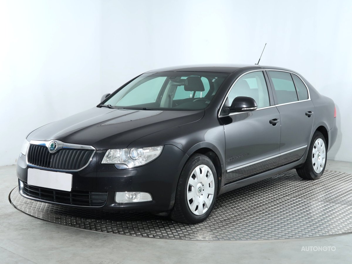 Škoda Superb, 2008 - pohled č. 3