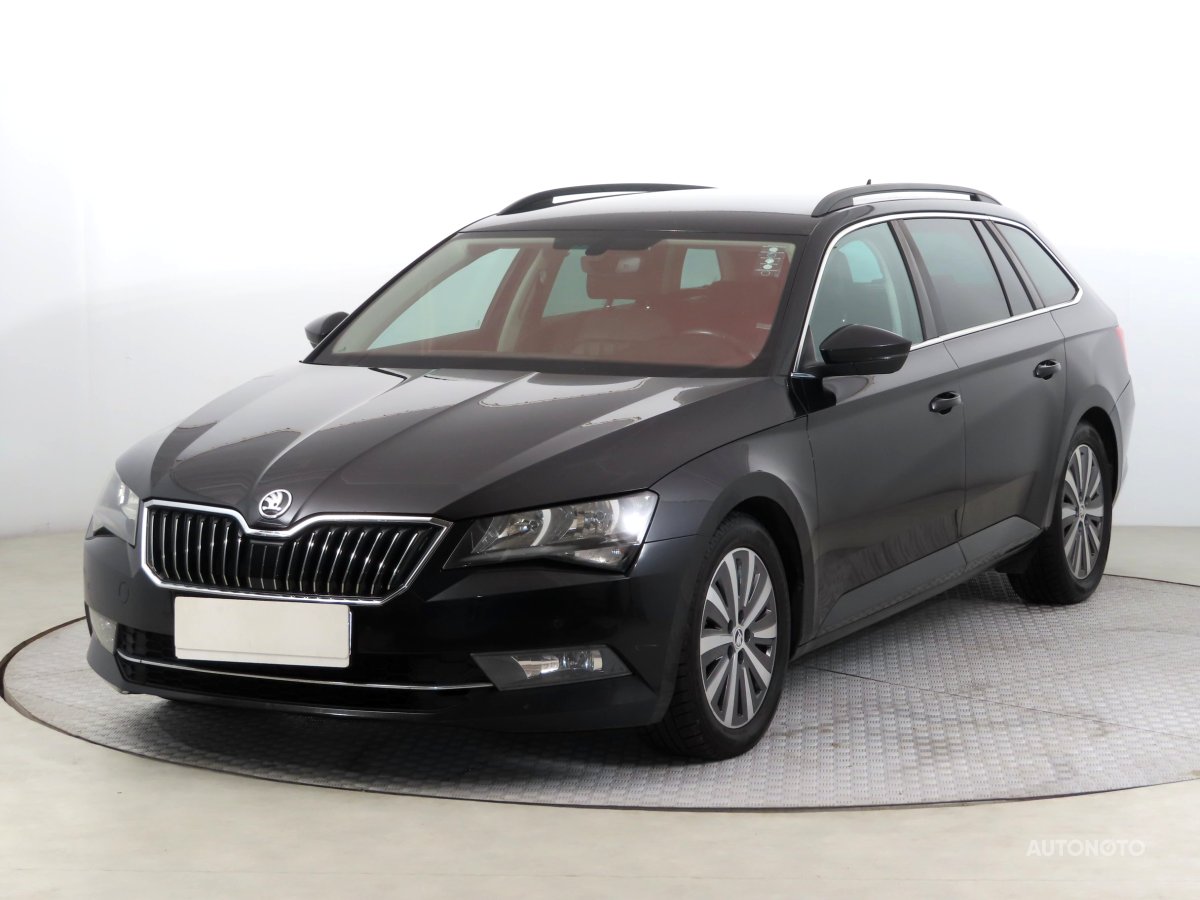 Škoda Superb, 2017 - pohled č. 3