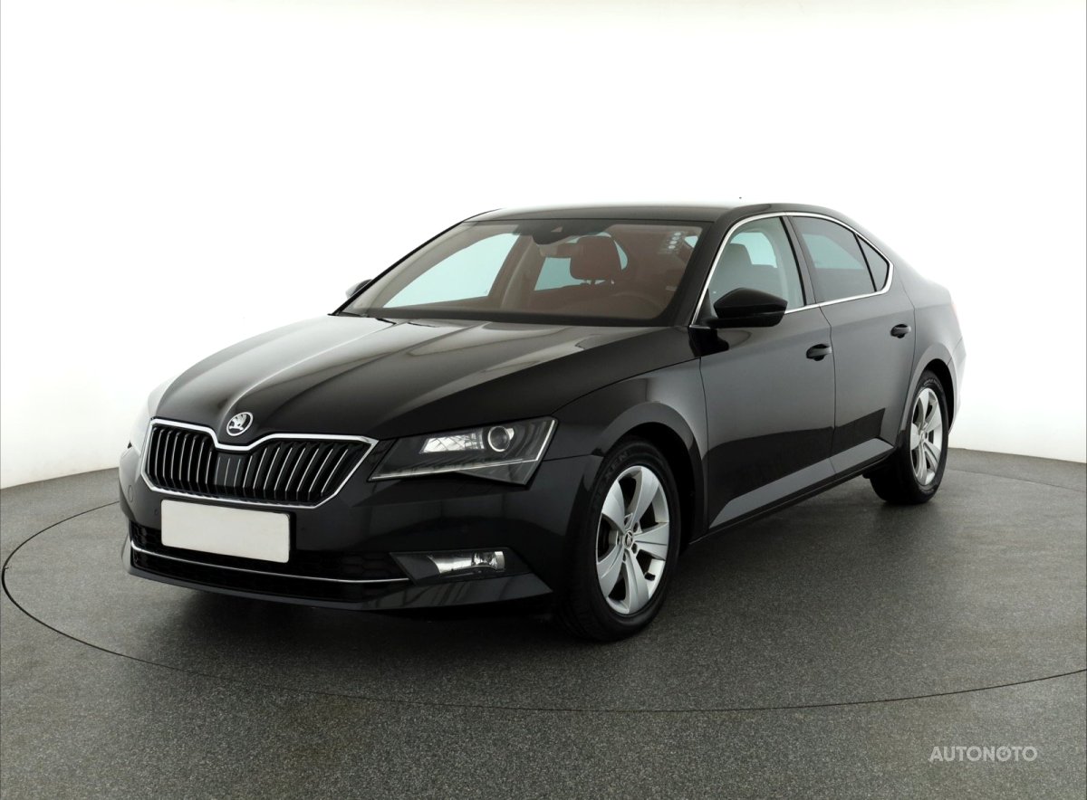 Škoda Superb, 2017 - pohled č. 3