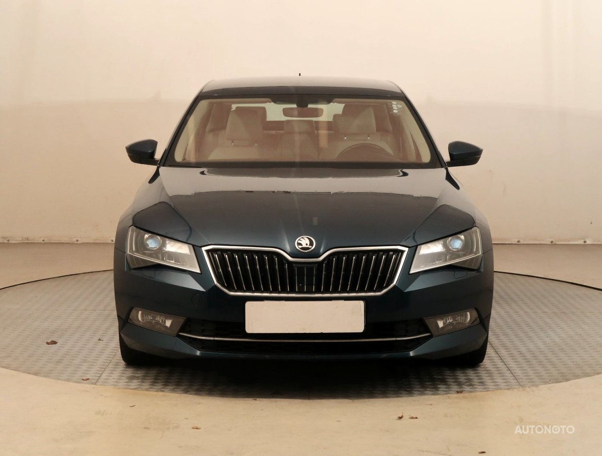 Škoda Superb, 2016 - pohled č. 2