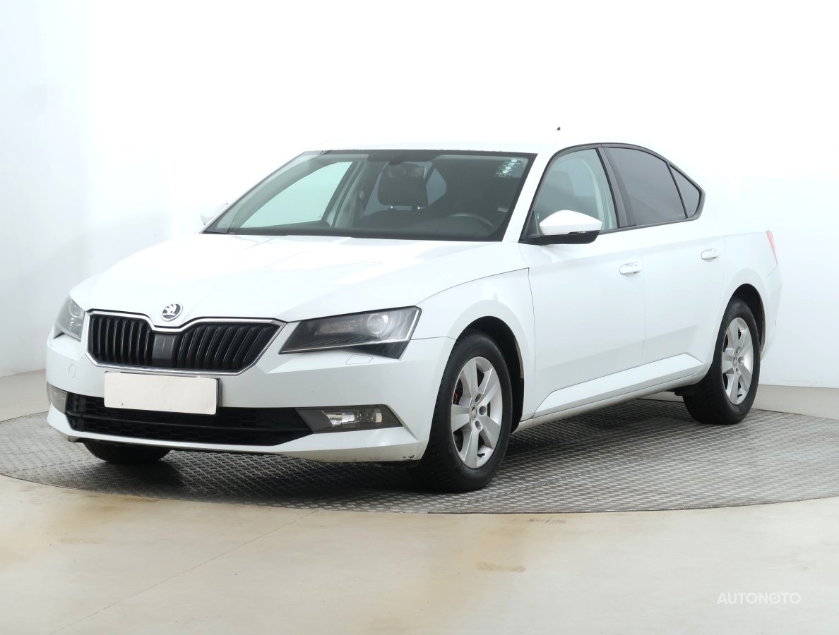 Škoda Superb, 2016 - pohled č. 3