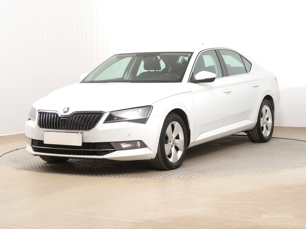 Škoda Superb, 2017 - pohled č. 3