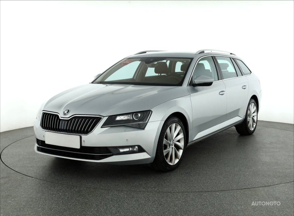 Škoda Superb, 2017 - pohled č. 3
