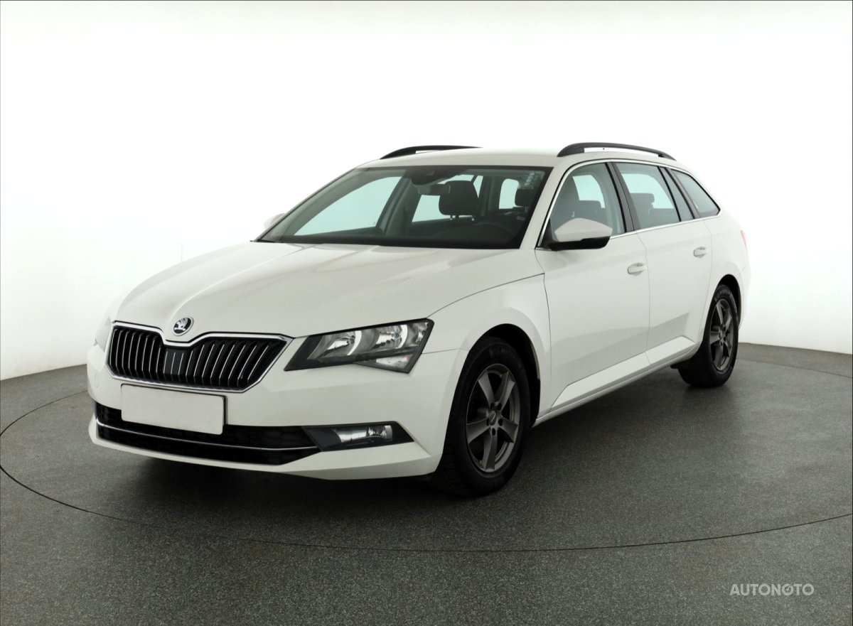 Škoda Superb, 2016 - pohled č. 3