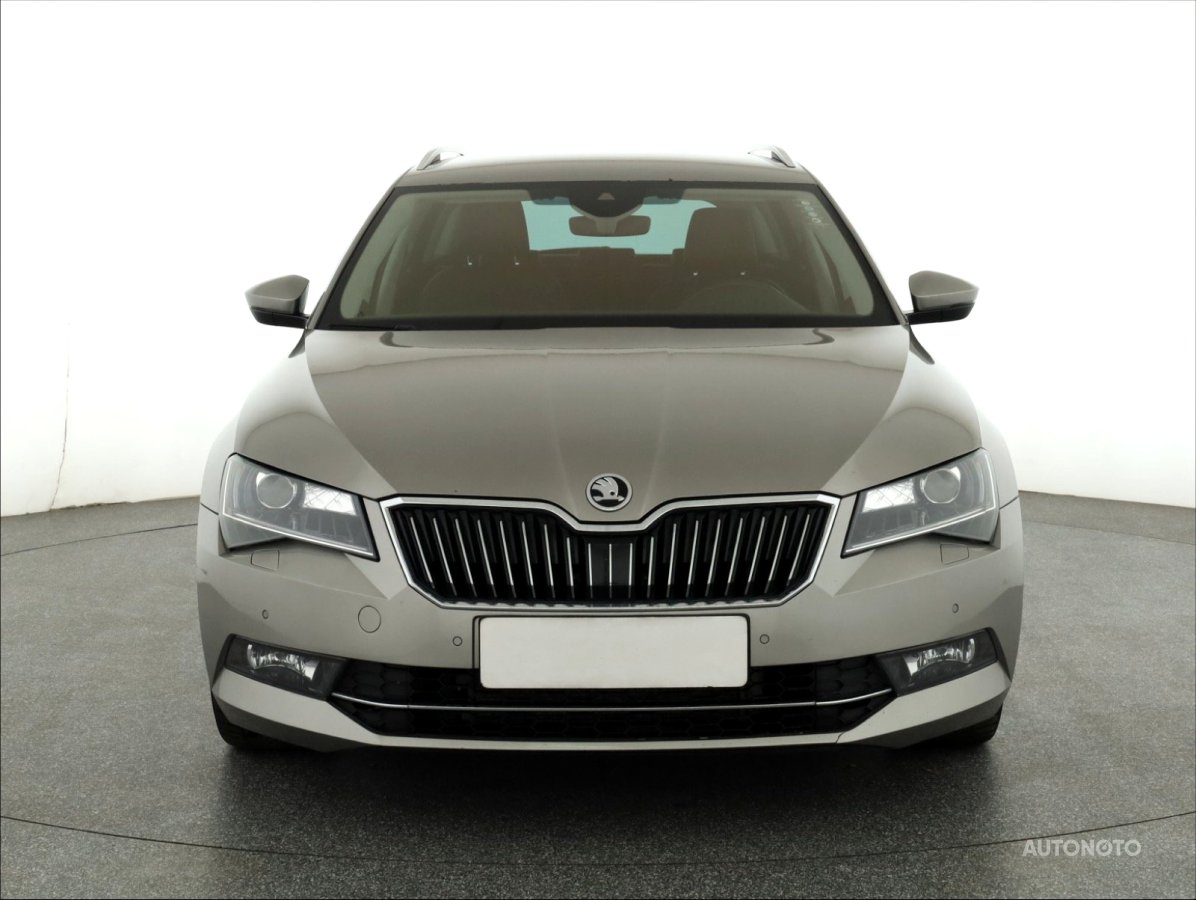 Škoda Superb, 2016 - pohled č. 2