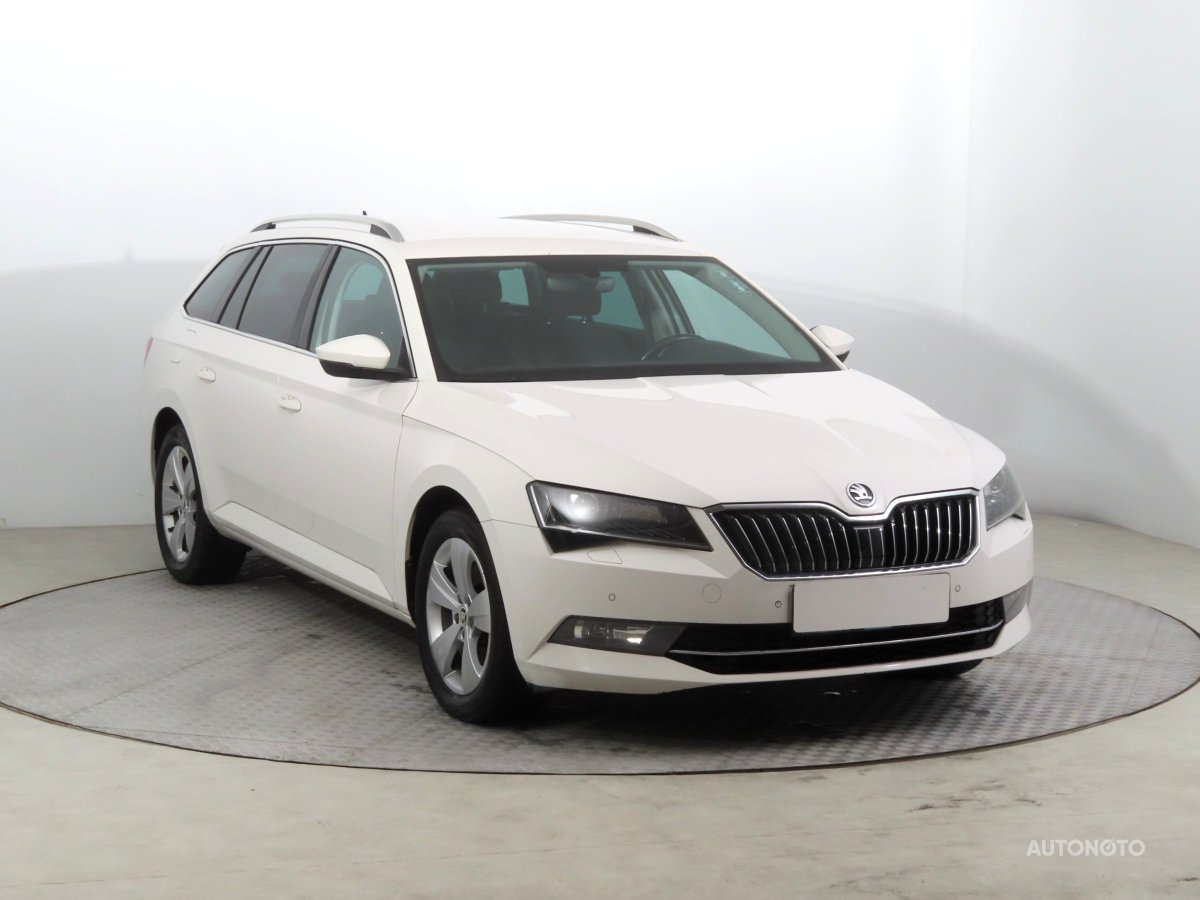 Škoda Superb, 2017 - celkový pohled