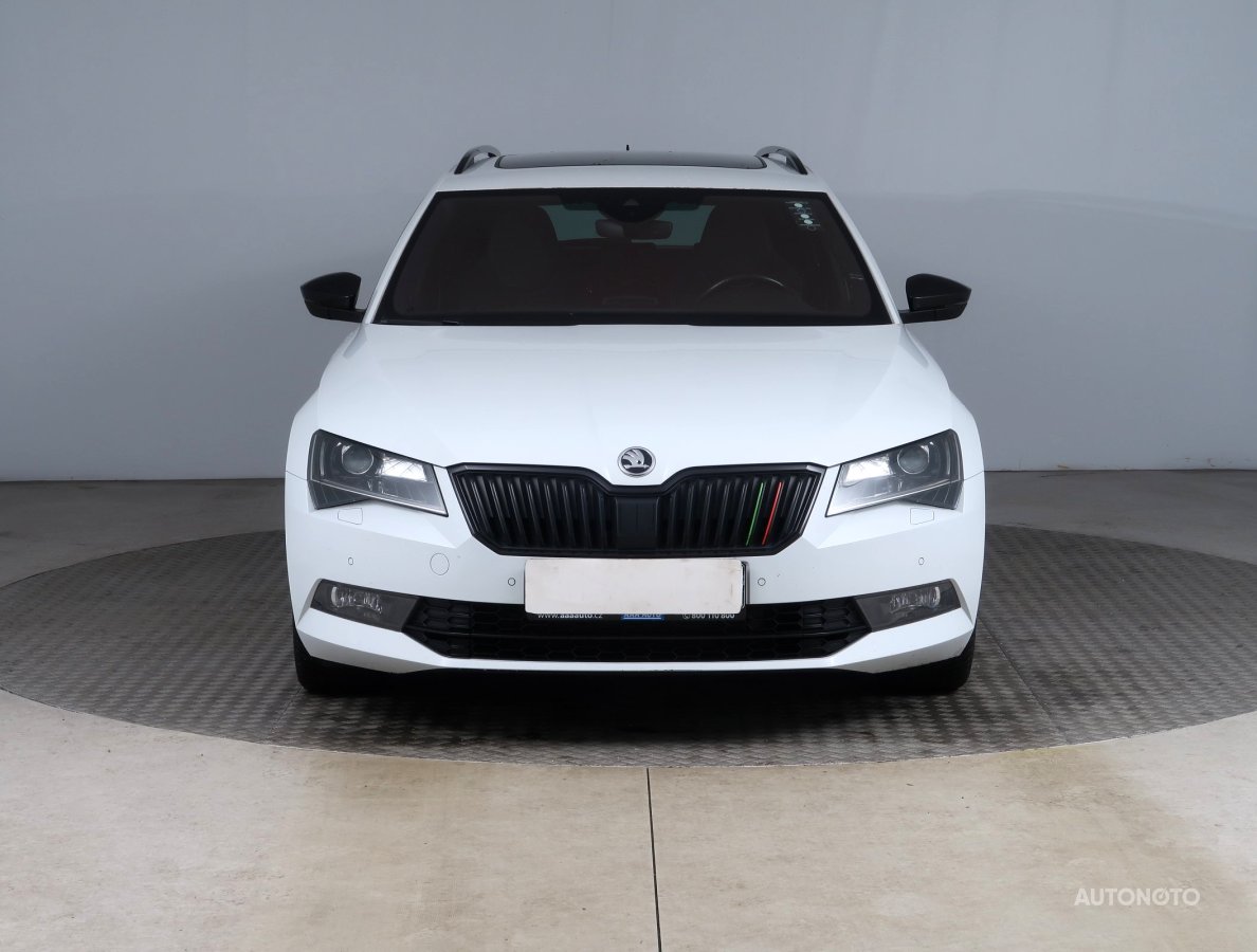 Škoda Superb, 2017 - pohled č. 2