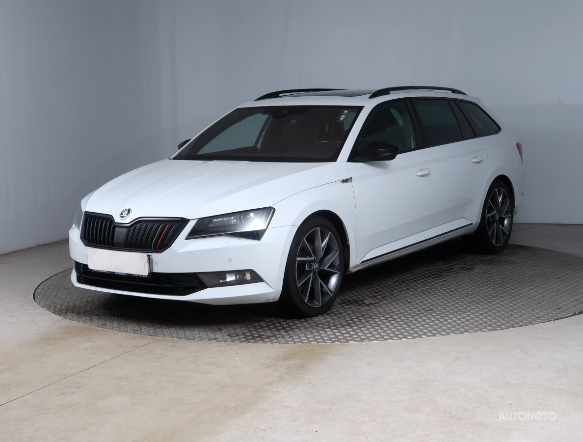Škoda Superb, 2017 - pohled č. 3