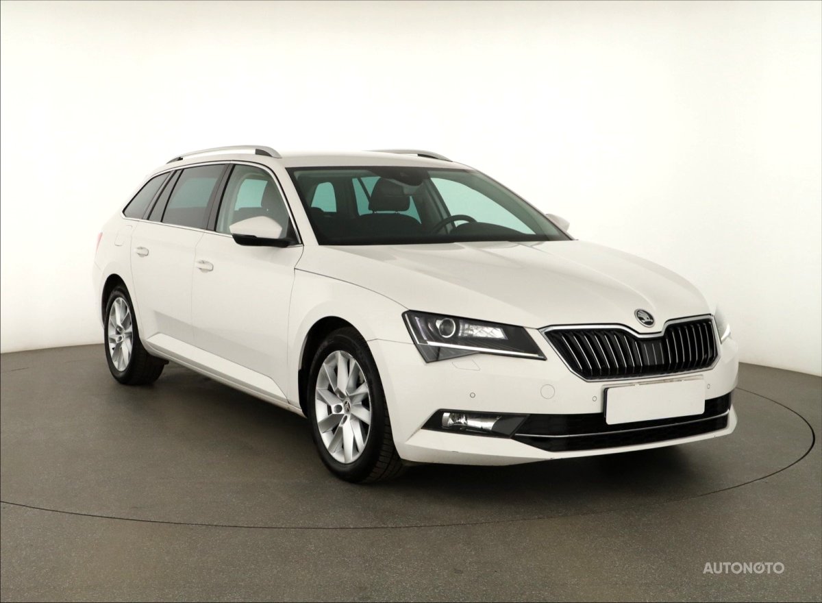 Škoda Superb, 2019 - celkový pohled